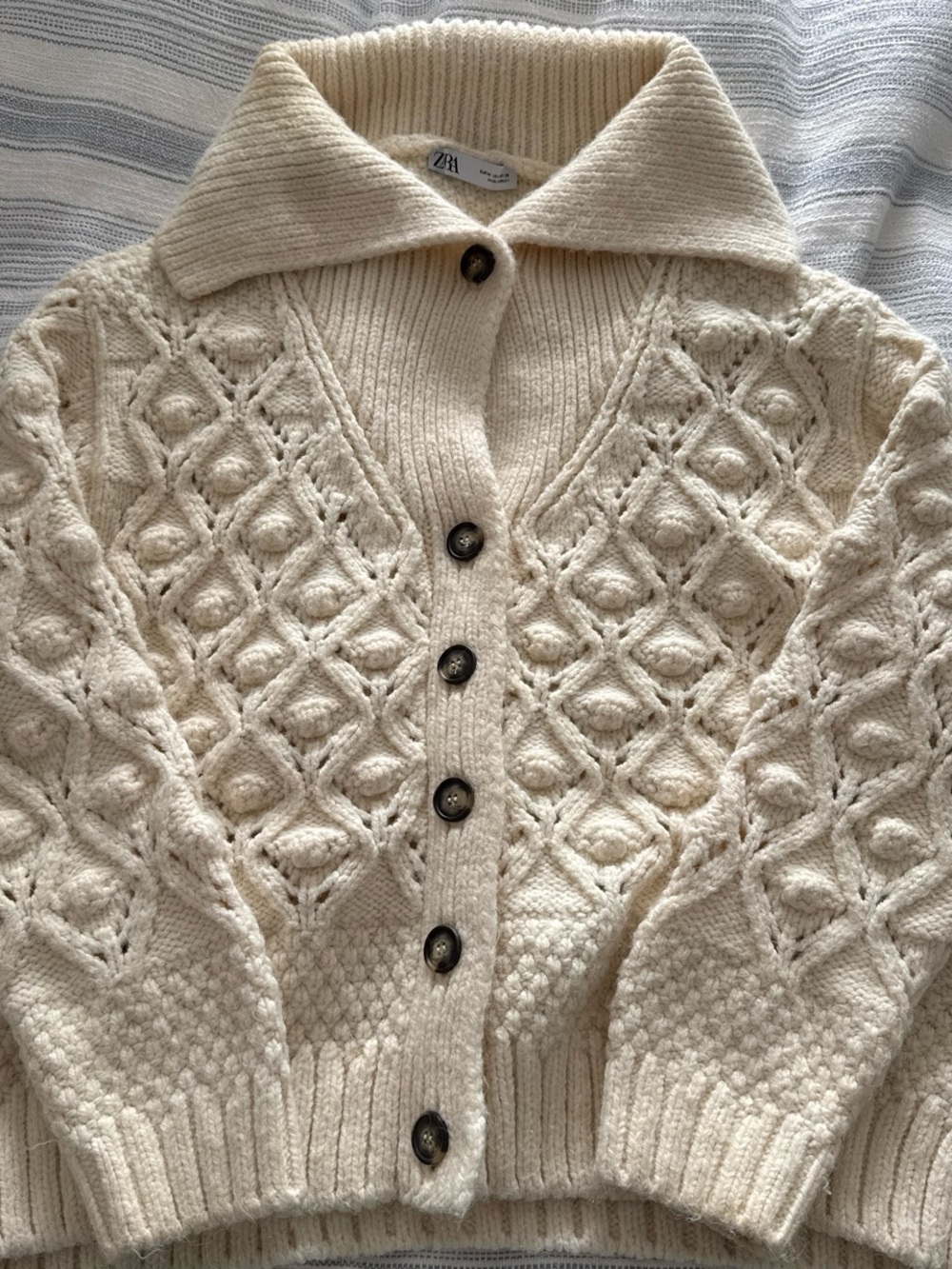 Zara Ivory Cable Knit Button Cardigan